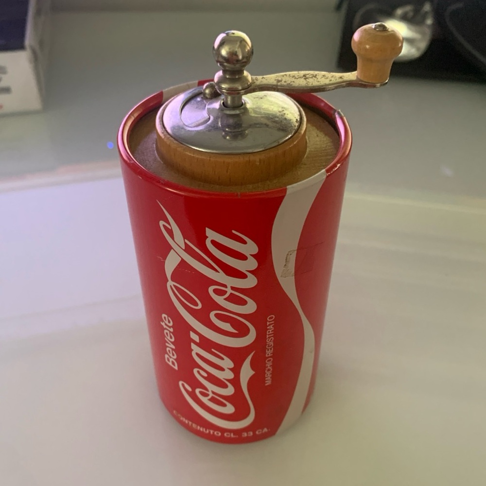 Vintage 1970s "Bevete Coca-Cola" Novelty Pepper Mill Grinder – Made in Italy